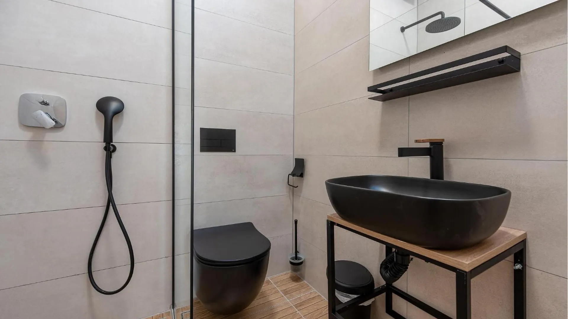 בית נופש פג 6 Bedroom Gorgeous Home In Pag