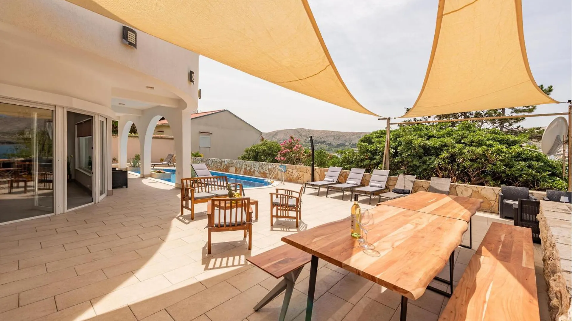 פג 6 Bedroom Gorgeous Home In Pag בית נופש