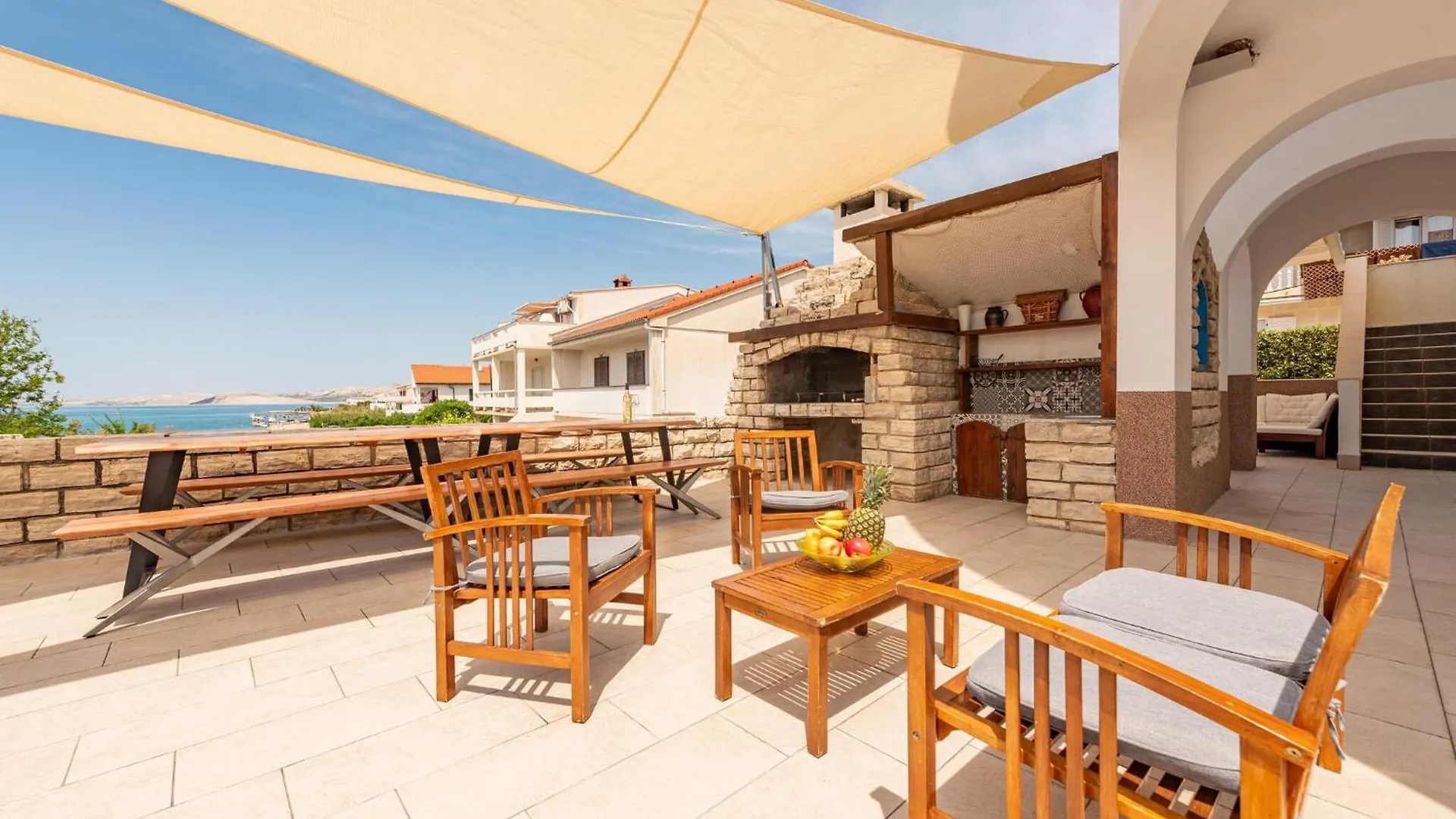 בית נופש פג 6 Bedroom Gorgeous Home In Pag קרואטיה