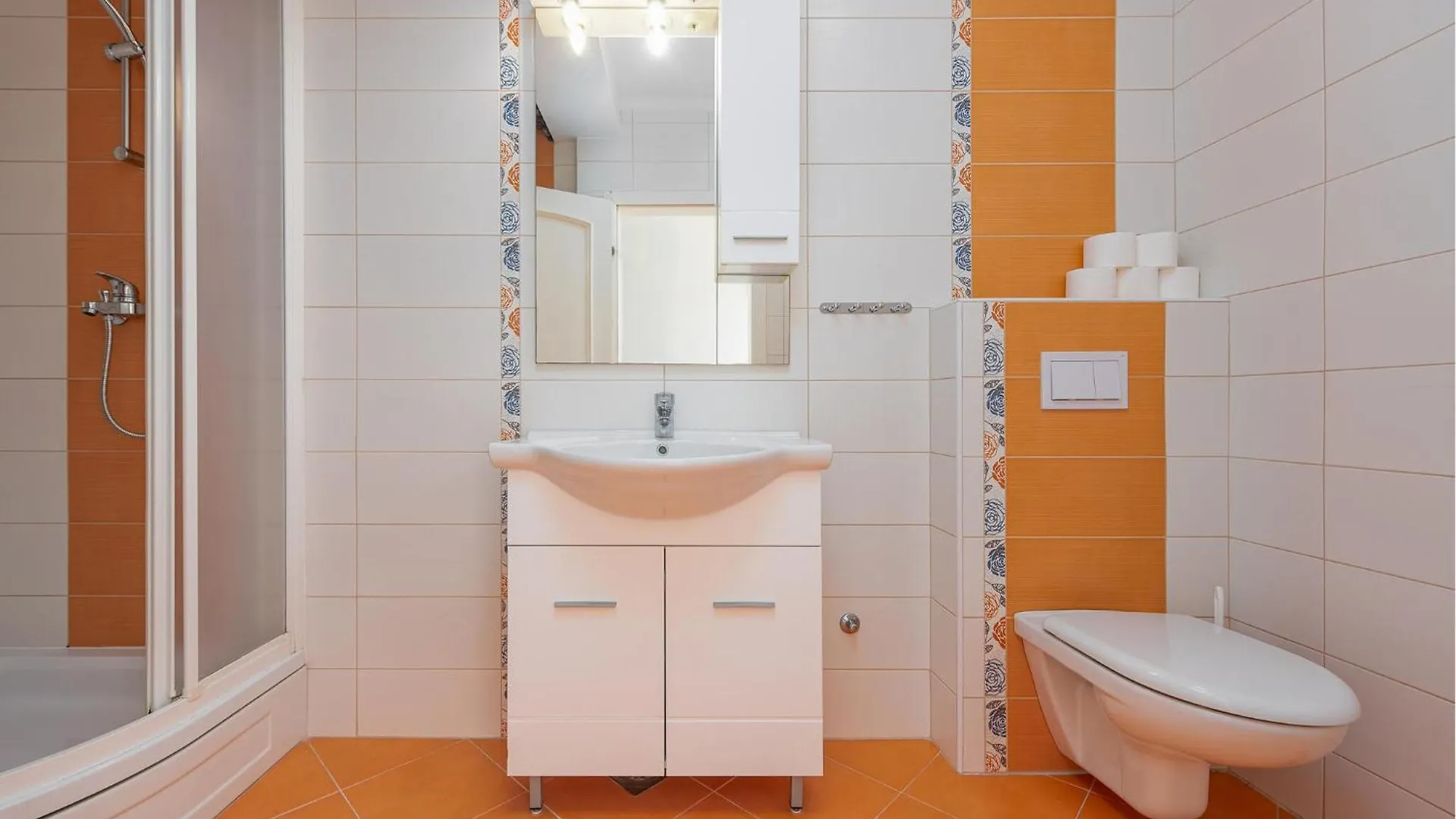 Amazing home in Pag with 6 Bedrooms, WiFi&Outdoor swimming pool Pag Town Kroatië