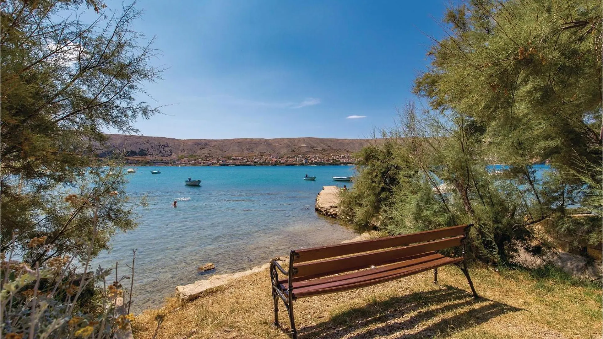 Amazing home in Pag with 6 Bedrooms, WiFi&Outdoor swimming pool Pag Town