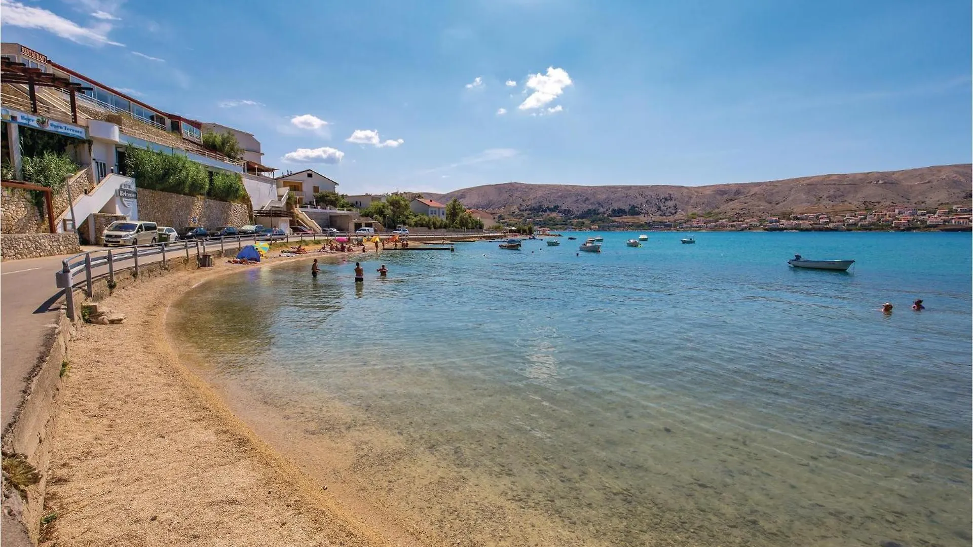 Vakantiehuis Amazing home in Pag with 6 Bedrooms, WiFi&Outdoor swimming pool Pag Town